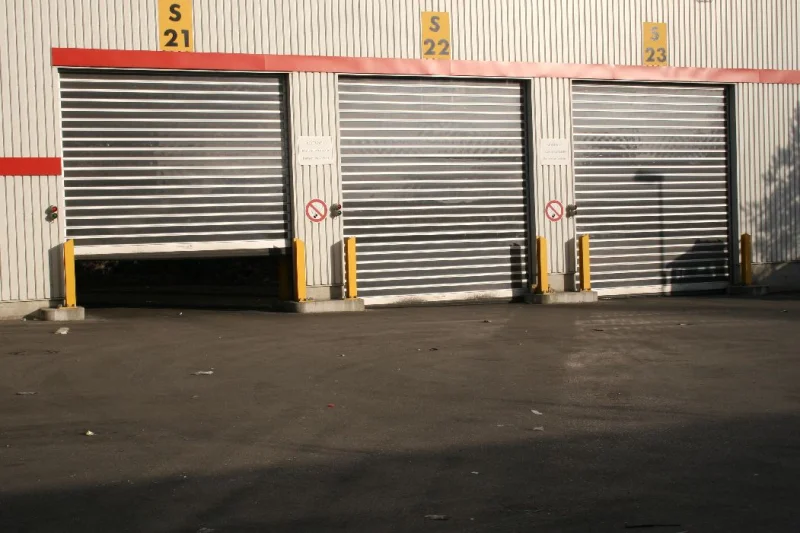 Portão para galpão industrial